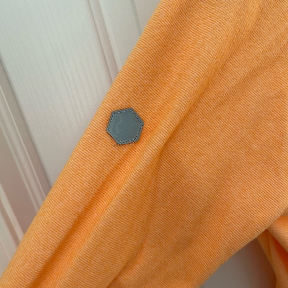 Women’s Tangerine Fleece Quarter Zip // Size 8 - Picture 6 of 8